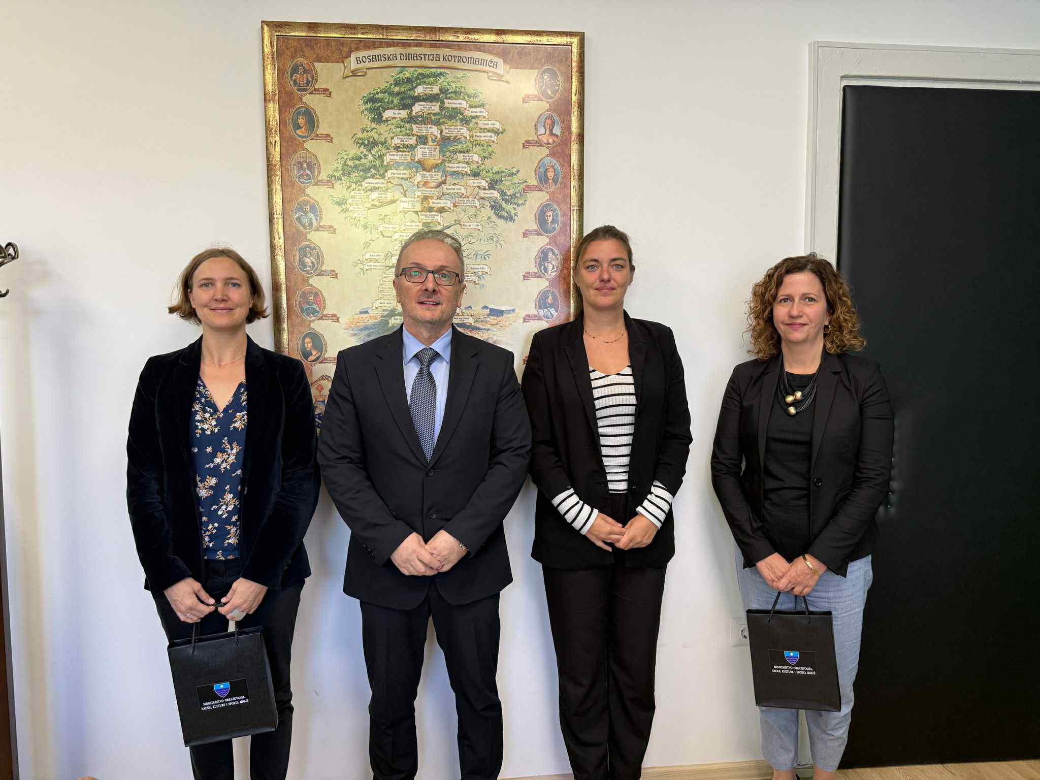 MINISTAR VELAGIĆ UGOSTIO SAVJETNICU ZA SARADNJU I KULTURU U FRANCUSKOJ AMBASADI LOÉ LAGRANGE