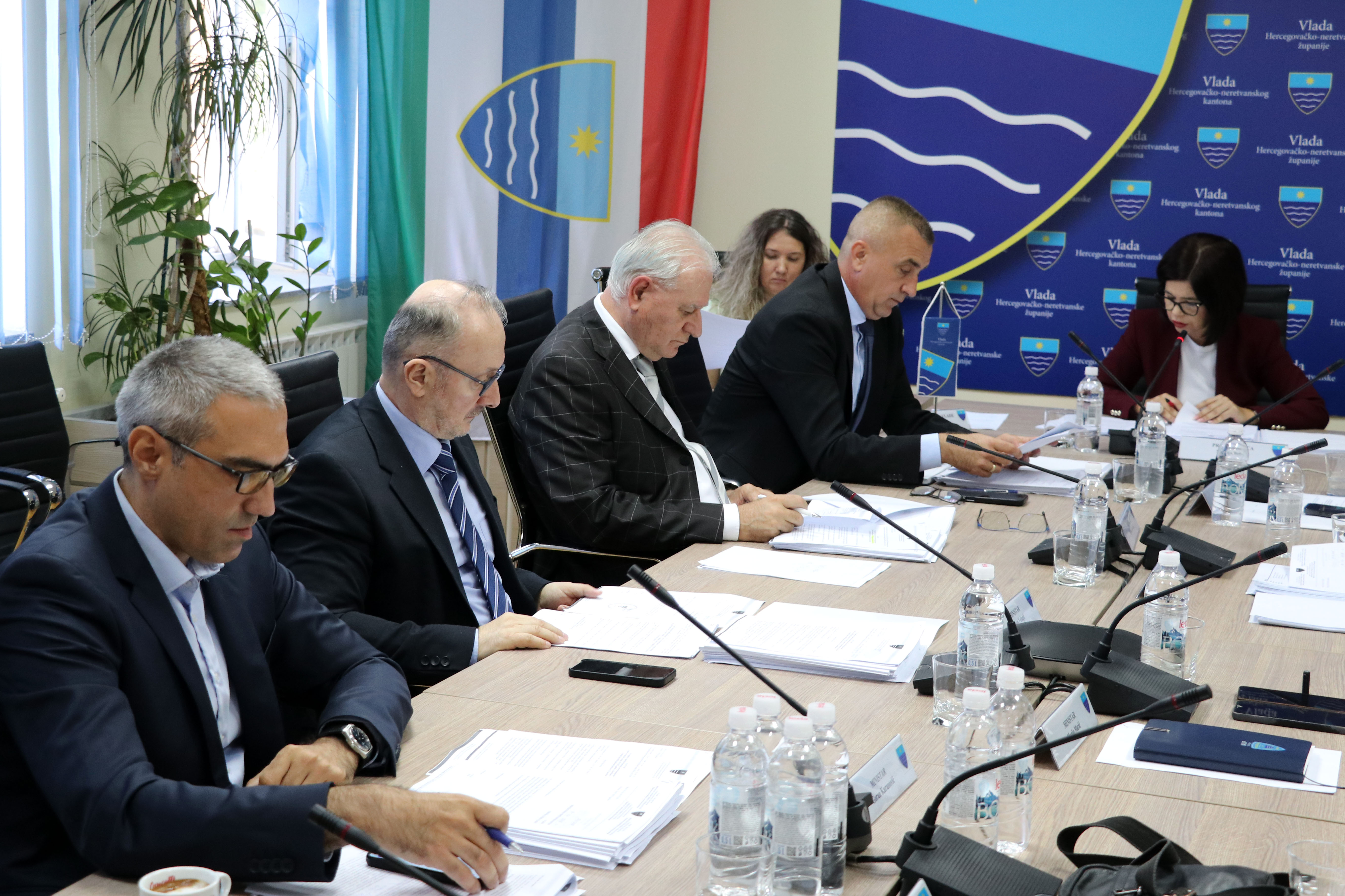 IZDVOJENO 776.100,00 KM ZA NABAVKU ŠKOLSKIH UDŽBENIKA ZA OSNOVNOŠKOLCE